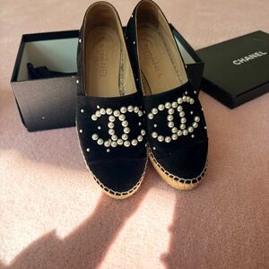 CHANEL Black Espadrilles with Pearl Accents 37